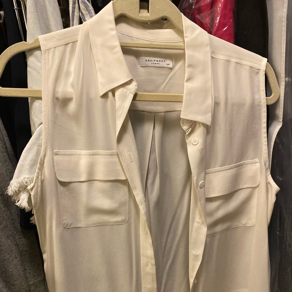 Equipment Signature Silk Sleeveless Blouse